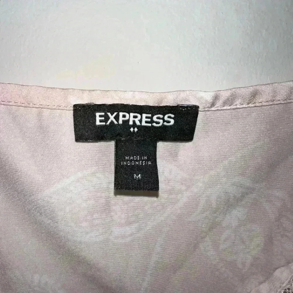 Women's Express Cami, Size M, Pink Blush with Floral Silky Polyester ruffles - Picture 4 of 10